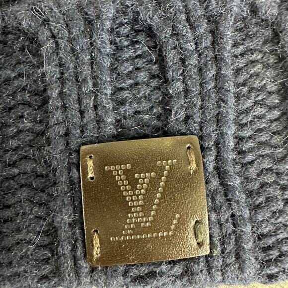 Louis Vuitton Cashmere Beanie - Picture 6 of 6